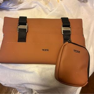 This are Tumi + accessories .They fit the Bags from the current Bravo Collection